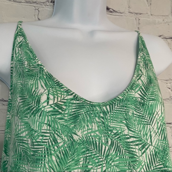 Old Navy Palm Leaf Print Tank Top - Picture 2 of 7